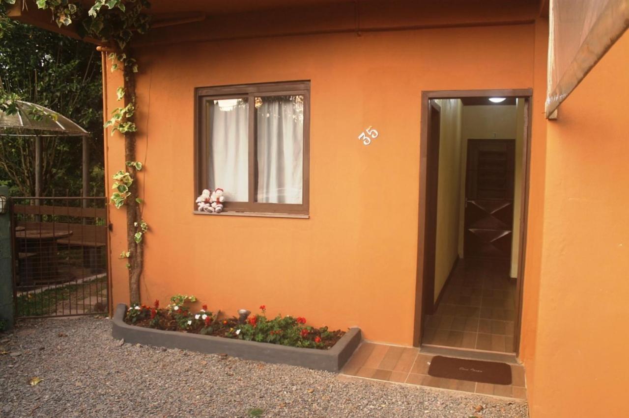Residencial Dom Celeste Canela Oda fotoğraf